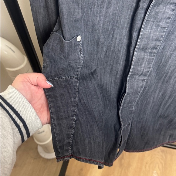 Levi's Men's Charcoal Button Western Shirt with Red Stitching size Medium - Picture 7 of 8